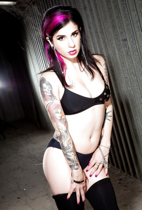 Joanna Angel free images 40