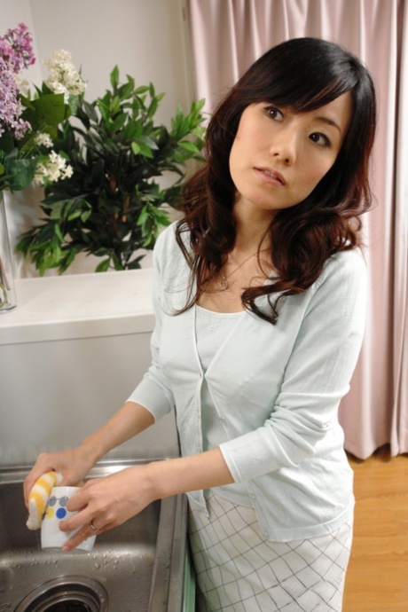 Manami Komukai naked image 40