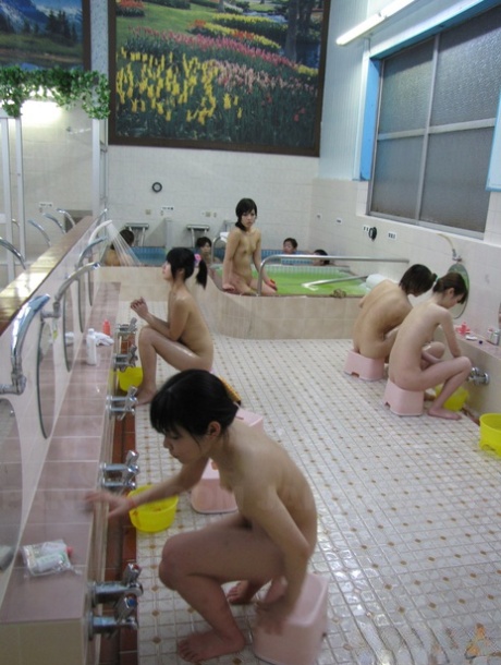 Kotomi Asakura naked pictures
